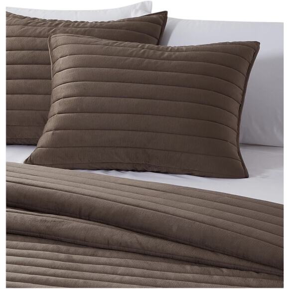 Oscar Oliver Other - Oscar Oliver Valencia 3 Pc Quilt Set Brown King/California King